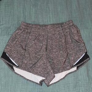 Lululemon Hotty Hot Short